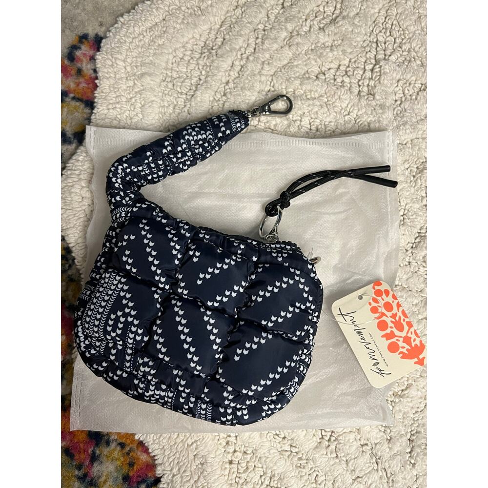 Free People Printed Micro Pouch Bag Chevron Stitch Dark Navy Blue & White - Picture 2 of 8